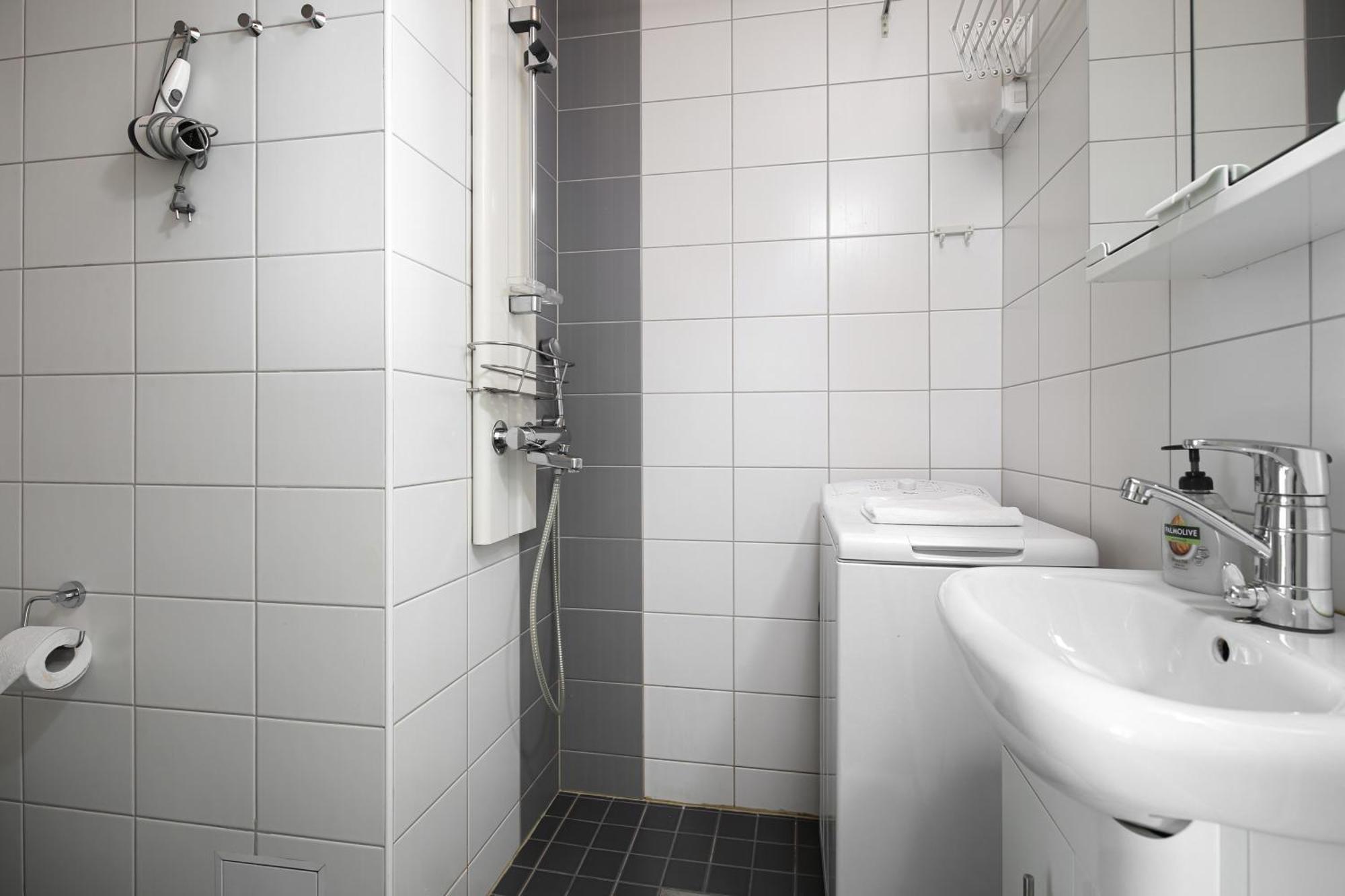 Kotimaailma Kamppi - For 2 * Helsingfors